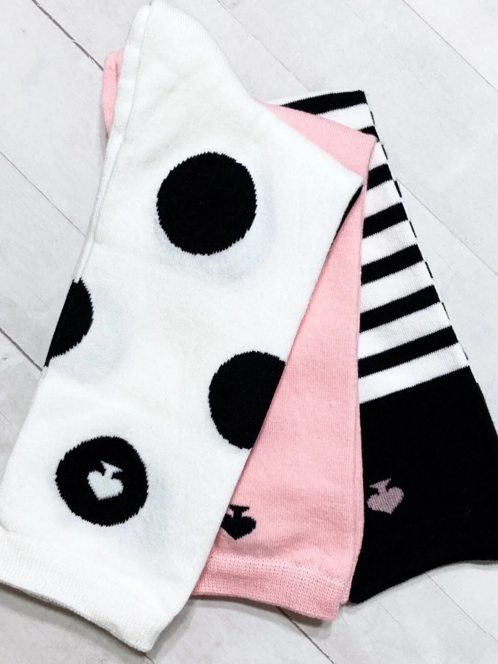 kate spade ♠️ Cute Crew Set of 3 Socks in pink/white/black/striped combo ♠️